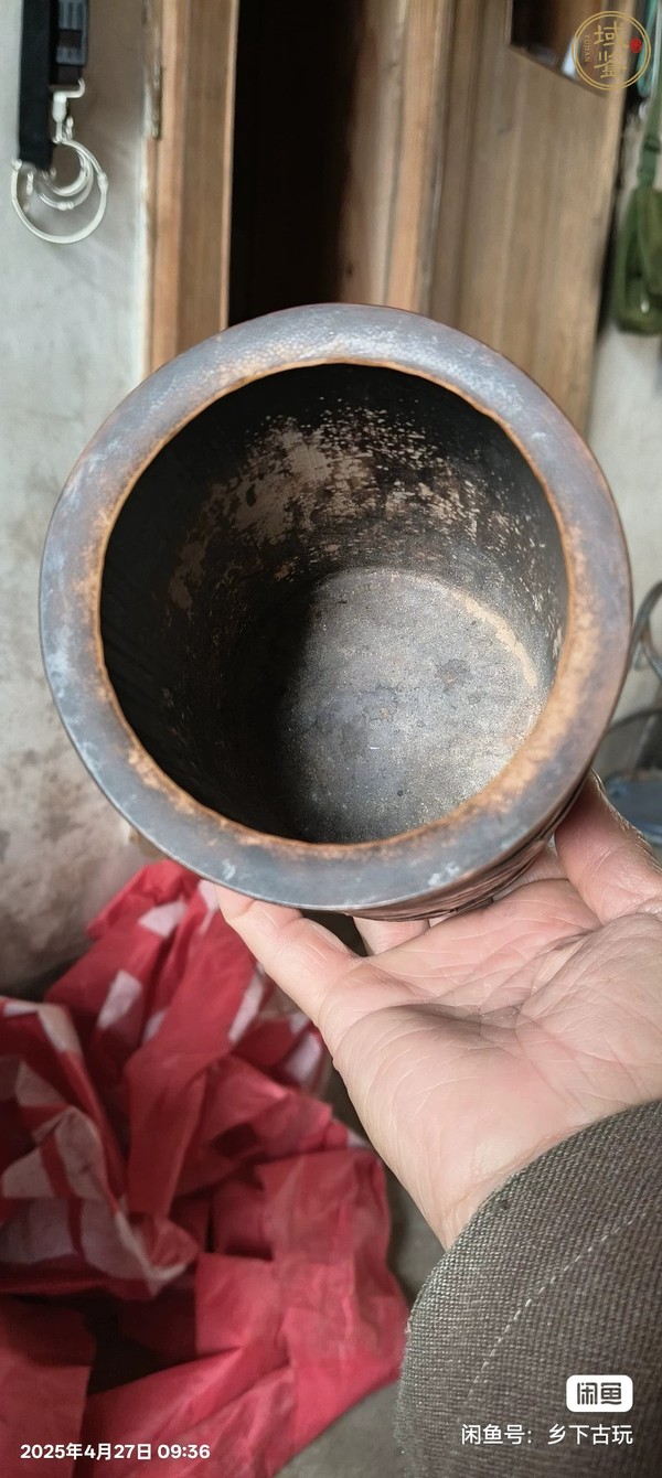 古玩竹雕筆筒真品鑒賞圖