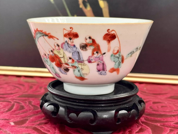 古玩陶瓷粉彩百子鬧春圖茶碗拍賣,當(dāng)前價格4900元