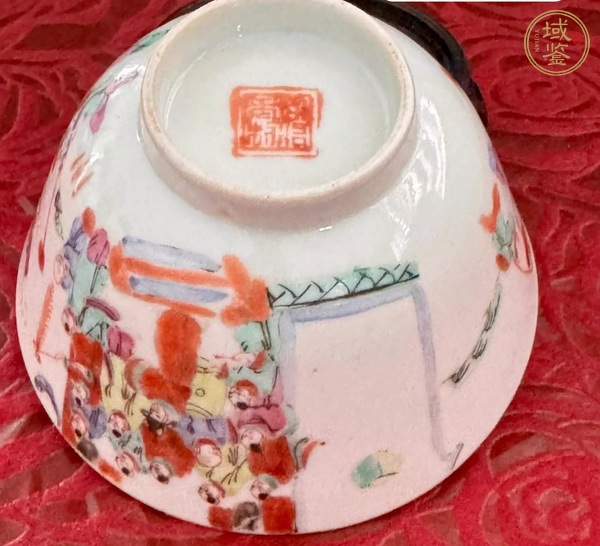 古玩陶瓷粉彩百子鬧春圖茶碗真品鑒賞圖