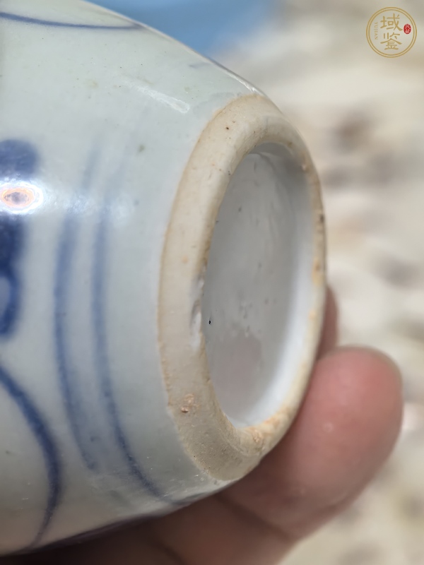 古玩陶瓷花卉紋青花罐真品鑒賞圖
