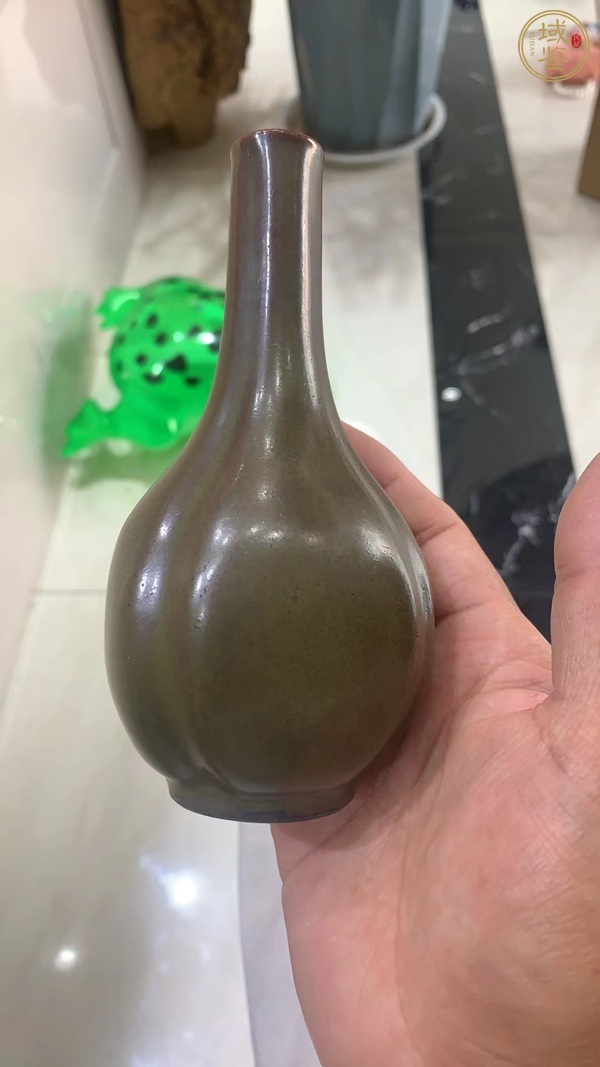古玩陶瓷茶葉末釉海棠瓶真品鑒賞圖