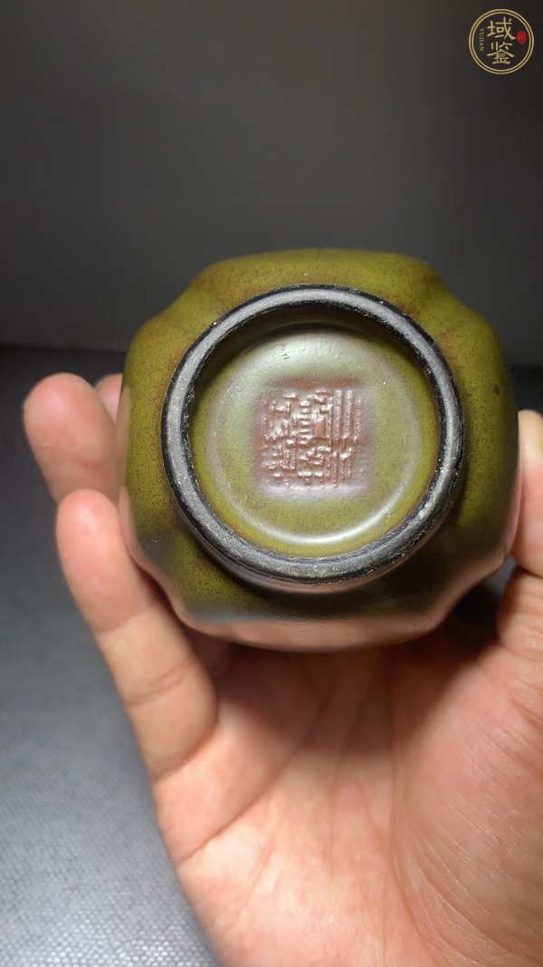 古玩陶瓷茶葉末釉海棠瓶真品鑒賞圖