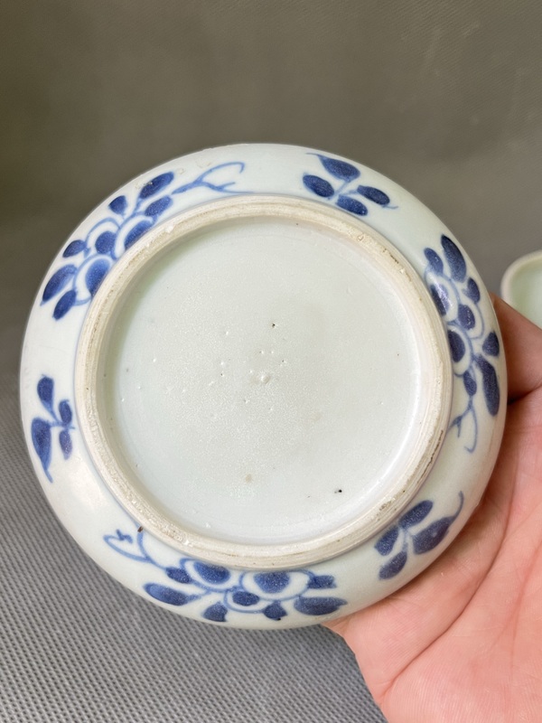 古玩陶瓷康熙~青花花卉紋粉盒拍賣,當前價格1799元