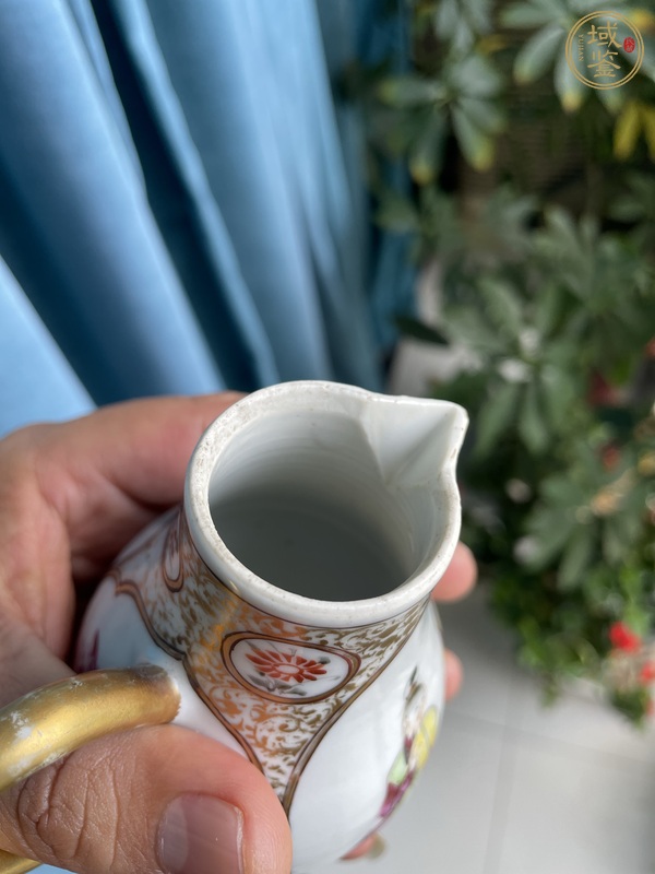 古玩陶瓷廣彩人物故事紋奶壺真品鑒賞圖