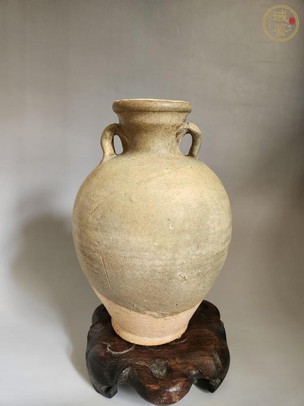 古玩陶瓷唐代茶葉末釉雙耳瓶真品鑒賞圖