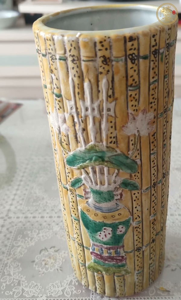 古玩陶瓷捆竹型帽筒真品鑒賞圖