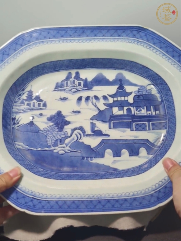 古玩陶瓷青花山水人物紋八方盤真品鑒賞圖