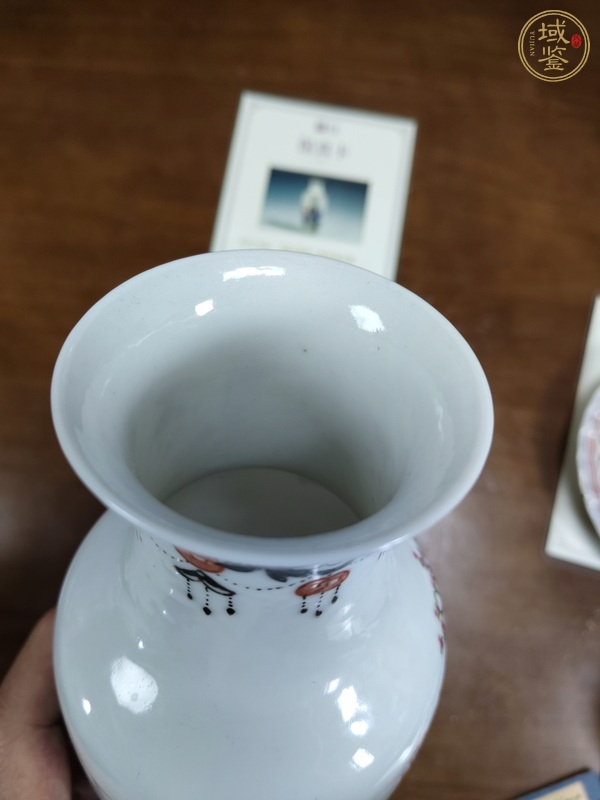 古玩陶瓷粉彩瓶真品鑒賞圖