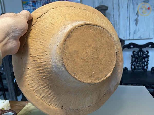古玩陶瓷馬家窯文化陶盆真品鑒賞圖