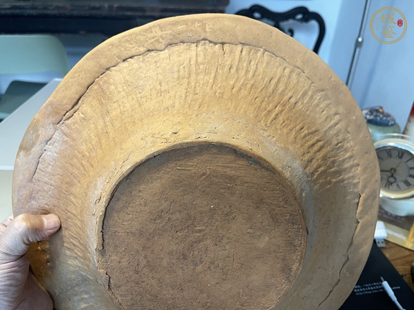 古玩陶瓷馬家窯文化陶盆真品鑒賞圖
