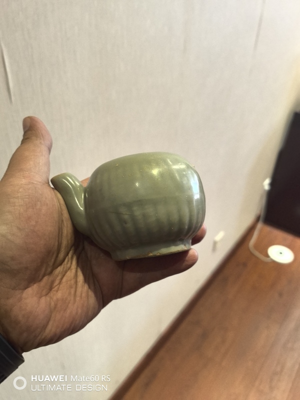 古玩陶瓷南宋龍泉青瓷執壺拍賣,當前價格6600元