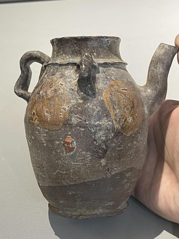 古玩陶瓷唐代乳濁釉執壺拍賣,當前價格999元