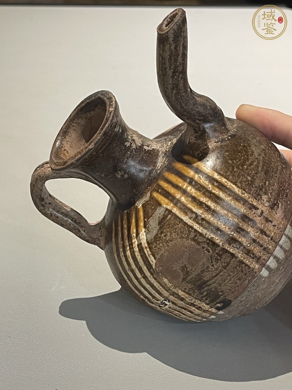 古玩陶瓷宋代線條紋執壺真品鑒賞圖