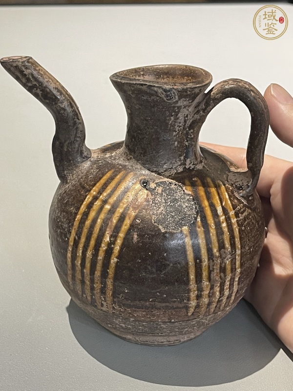 古玩陶瓷宋代線條紋執壺真品鑒賞圖