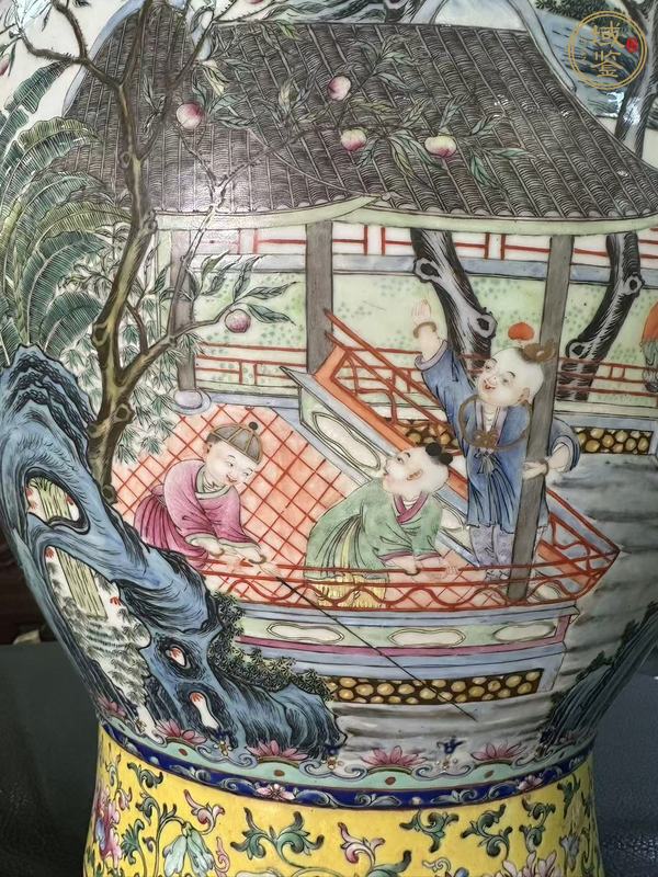 古玩陶瓷粉彩人物故事輔首尊真品鑒賞圖