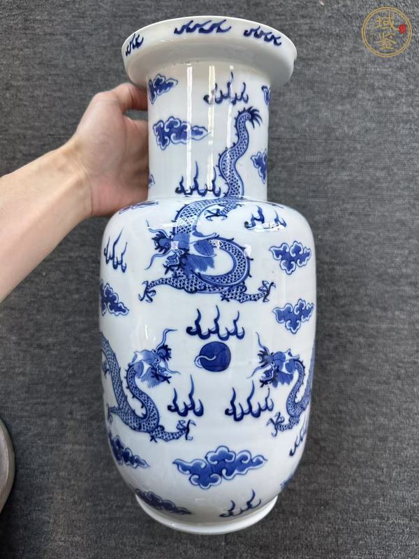古玩陶瓷青花龍紋棒槌瓶真品鑒賞圖