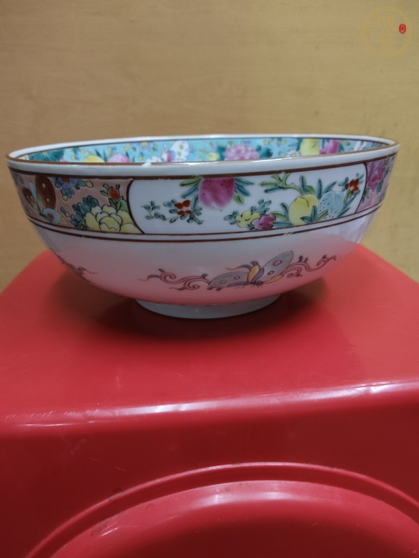 古玩陶瓷博古圖粉彩碗真品鑒賞圖