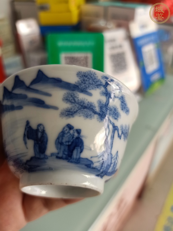 古玩陶瓷若深珍藏款青花杯真品鑒賞圖