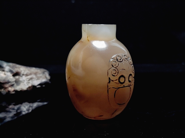 古玩雜項清代瑪瑙鼻煙壺拍賣,當前價格5500元