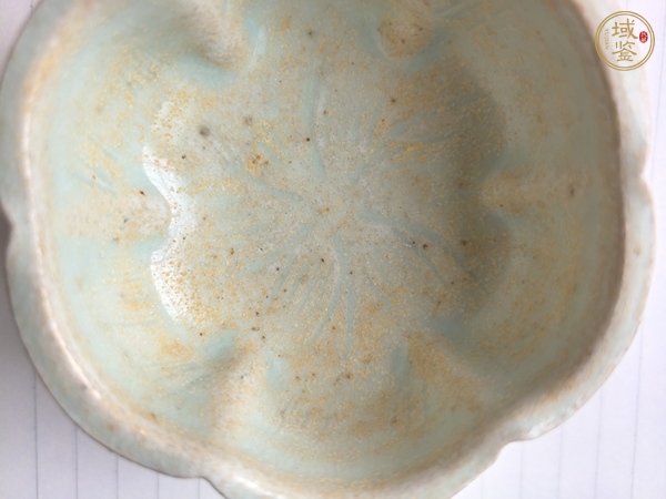 古玩陶瓷青白釉刻花花口杯真品鑒賞圖