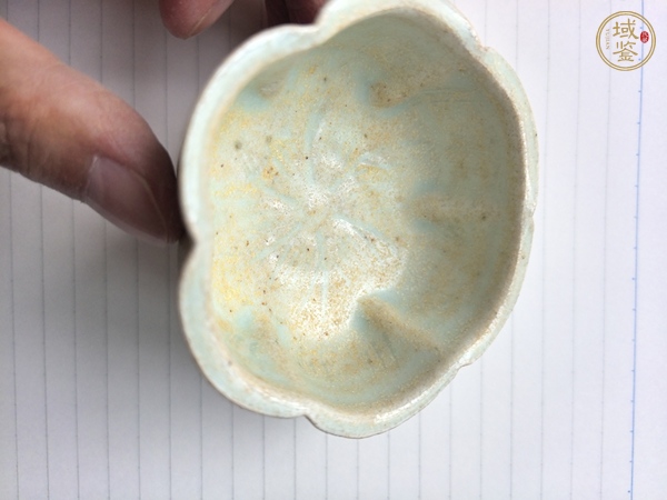 古玩陶瓷青白釉刻花花口杯真品鑒賞圖