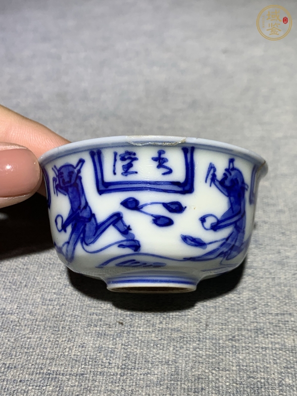 古玩陶瓷日本明治青花魁星圖茶碗真品鑒賞圖