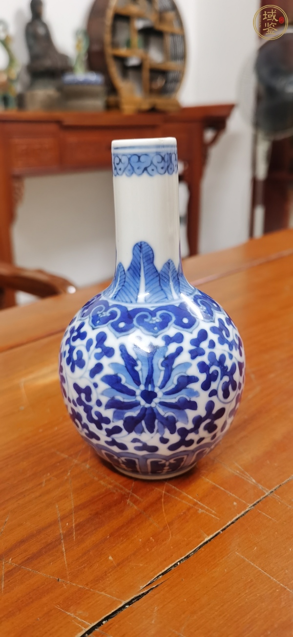 古玩陶瓷青花瓶真品鑒賞圖