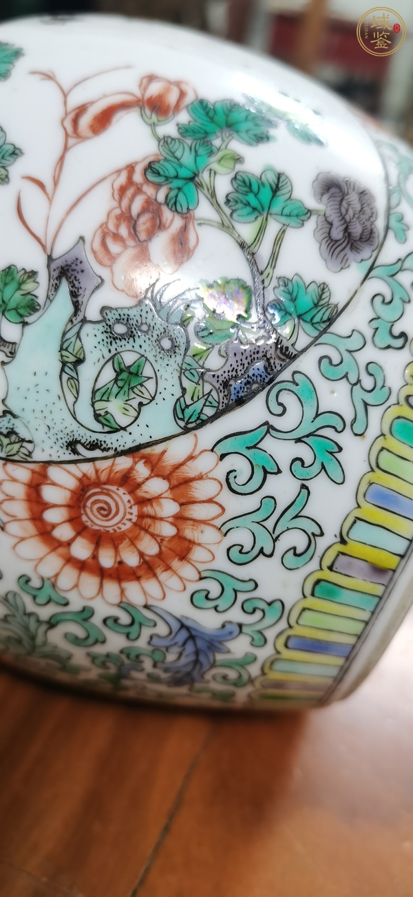 古玩陶瓷花卉紋五彩罐真品鑒賞圖