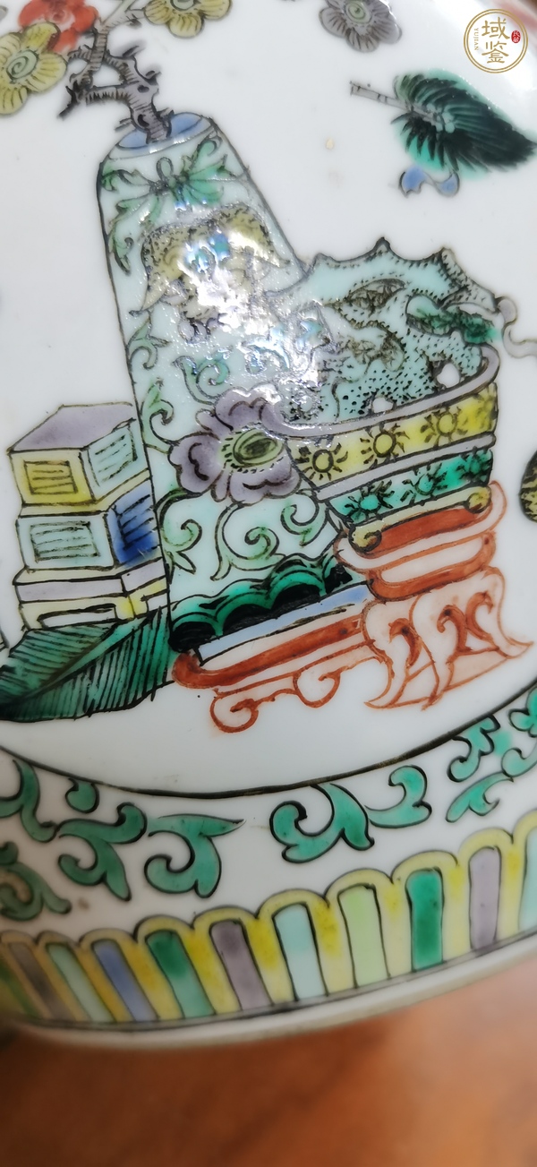 古玩陶瓷花卉紋五彩罐真品鑒賞圖