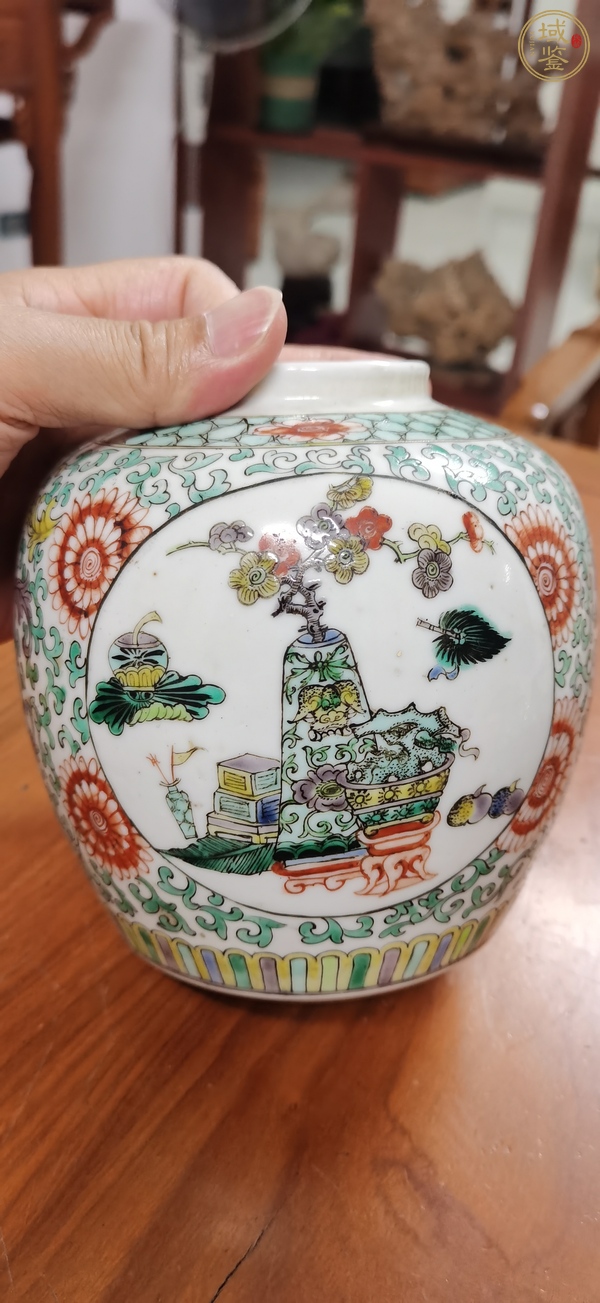 古玩陶瓷花卉紋五彩罐真品鑒賞圖