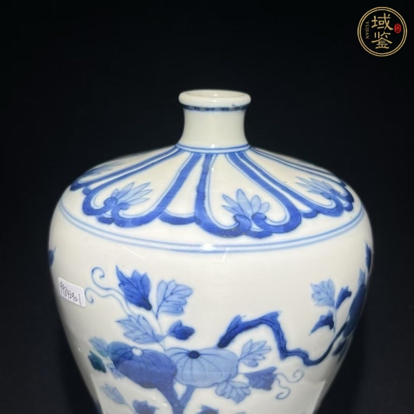 古玩陶瓷花卉紋青花梅瓶真品鑒賞圖