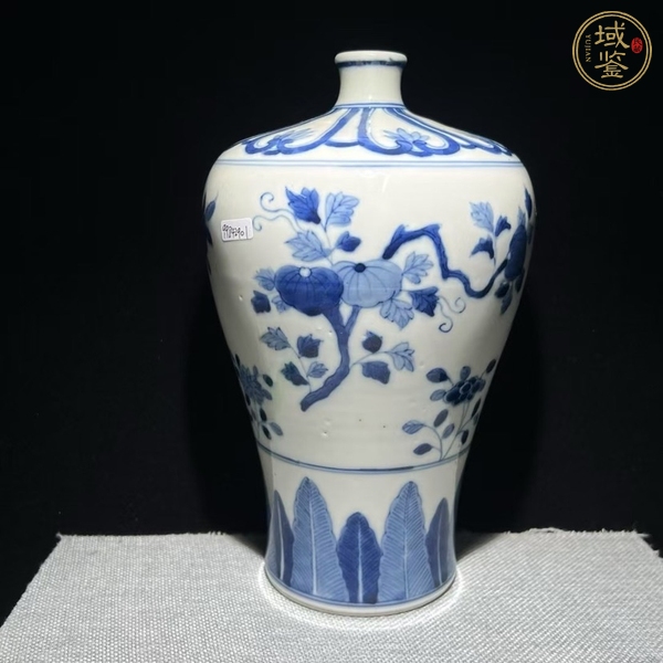 古玩陶瓷花卉紋青花梅瓶真品鑒賞圖