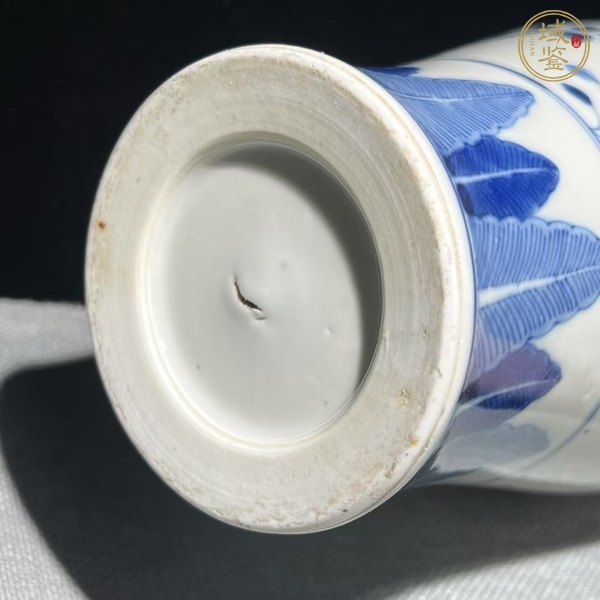 古玩陶瓷花卉紋青花梅瓶真品鑒賞圖