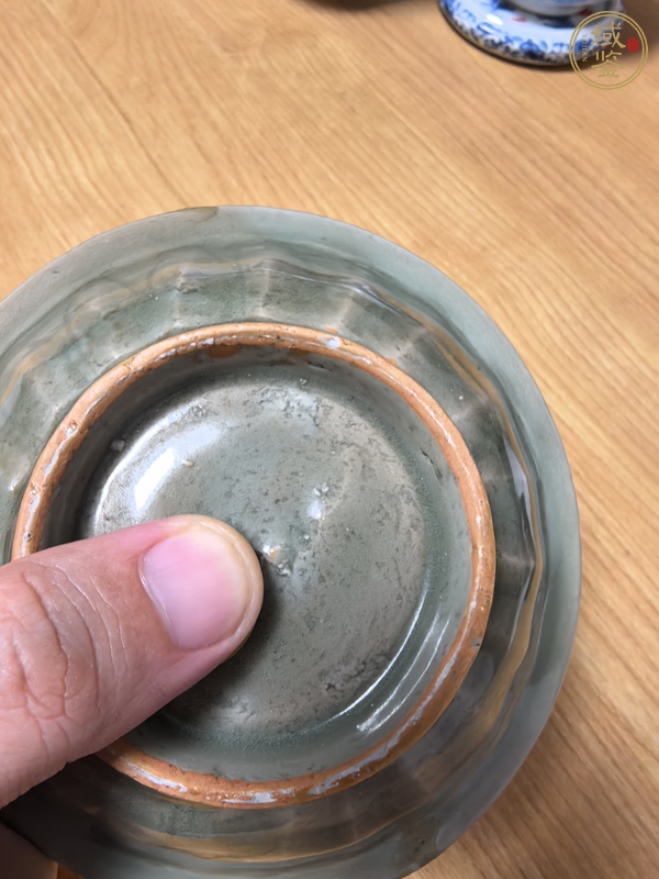 古玩陶瓷龍泉青瓷雙魚洗真品鑒賞圖