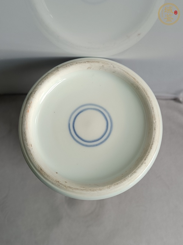 古玩陶瓷青花冰梅紋蓋瓶真品鑒賞圖