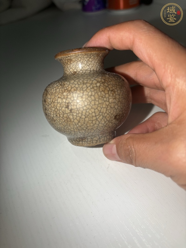 古玩陶瓷哥釉小罐真品鑒賞圖