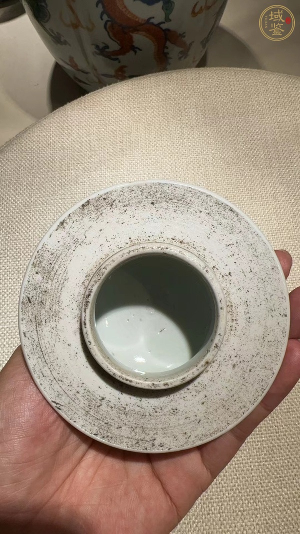 古玩陶瓷青花五彩龍紋罐真品鑒賞圖