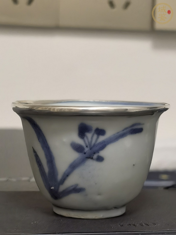 古玩陶瓷青花蘭草紋杯真品鑒賞圖