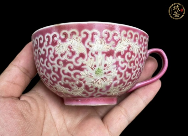 古玩陶瓷胭脂紅粉彩福壽紋茶杯真品鑒賞圖