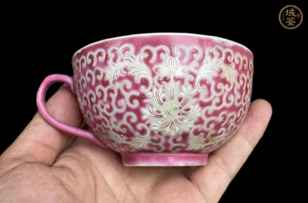 古玩陶瓷胭脂紅粉彩福壽紋茶杯真品鑒賞圖