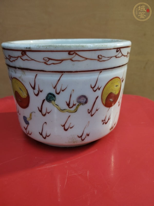 古玩陶瓷粉彩八卦紋直筒爐真品鑒賞圖