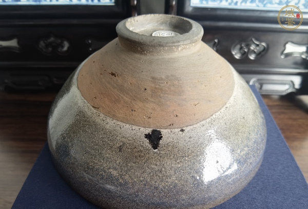 古玩陶瓷鈞窯碗真品鑒賞圖