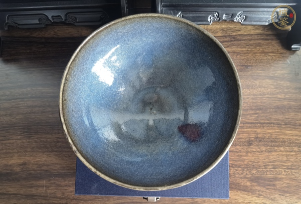 古玩陶瓷鈞窯碗真品鑒賞圖