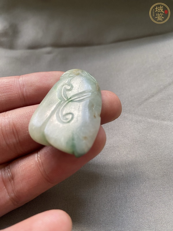古玩玉器翡翠雕“瓜果墜”真品鑒賞圖
