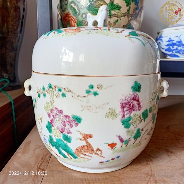 古玩陶瓷鶴鹿同春富貴萬代粉彩狻猊扭四系粥罐真品鑒賞圖
