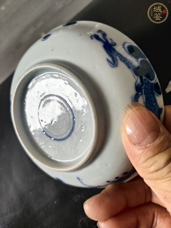 古玩陶瓷青花過墻龍紋盤真品鑒賞圖