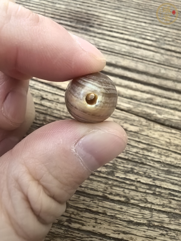 古玩纏絲瑪瑙珠真品鑒賞圖