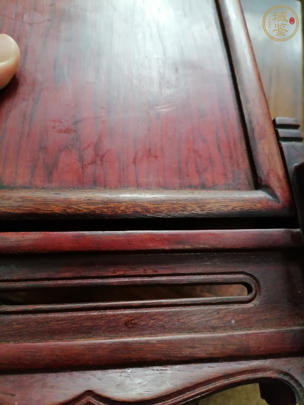 古玩陶瓷礬紅瓷板真品鑒賞圖