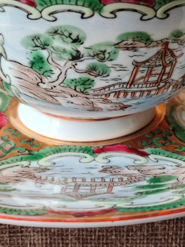 古玩陶瓷廣彩山水花卉人物杯碟拍賣,當(dāng)前價(jià)格420元