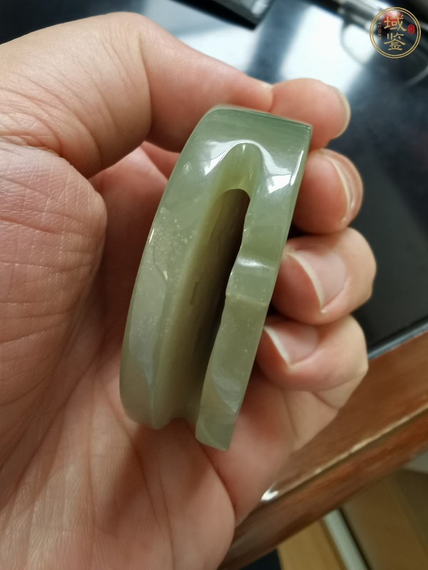 古玩玉器玉帶穿真品鑒賞圖